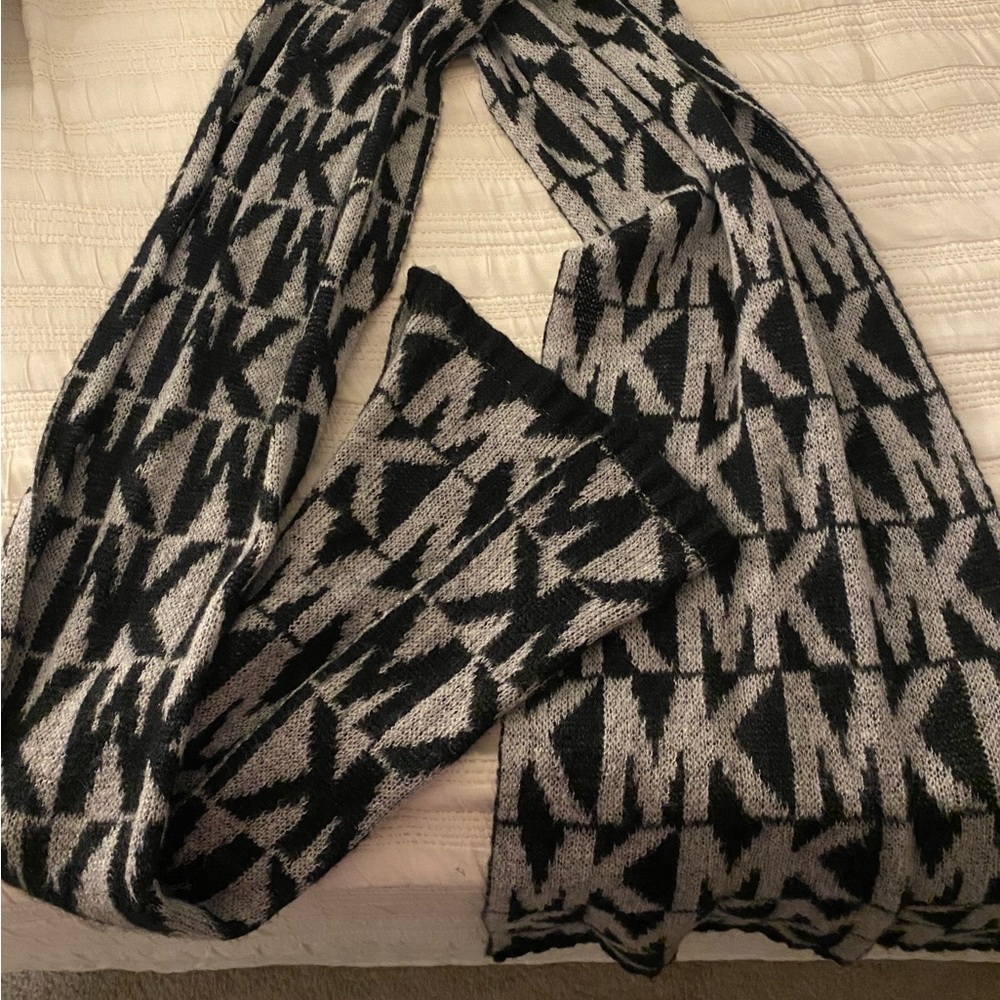 Michael Kors Black and Gray Logo Knit Scarf & Wrist Warmers